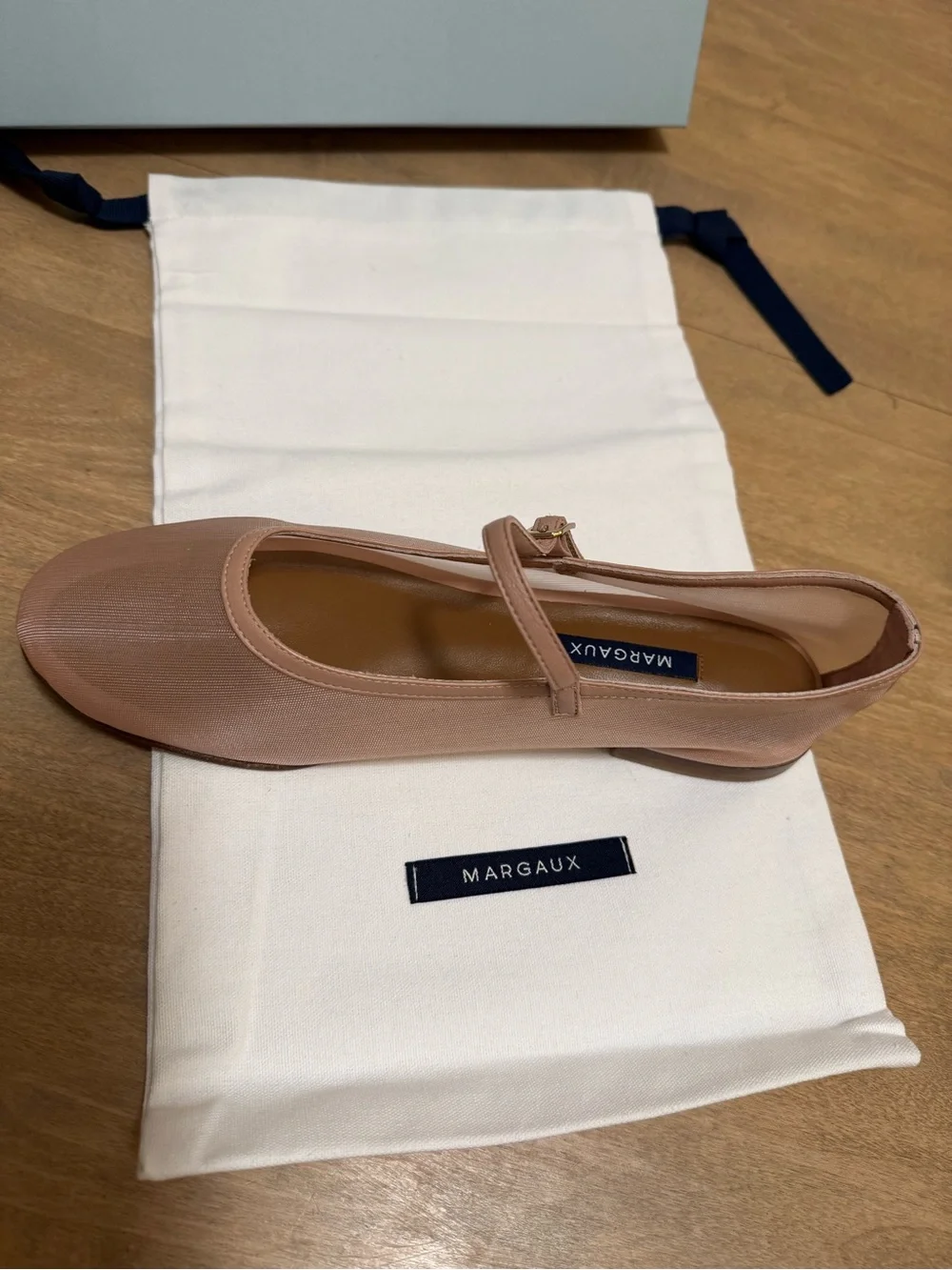 Margaux soft unstructured